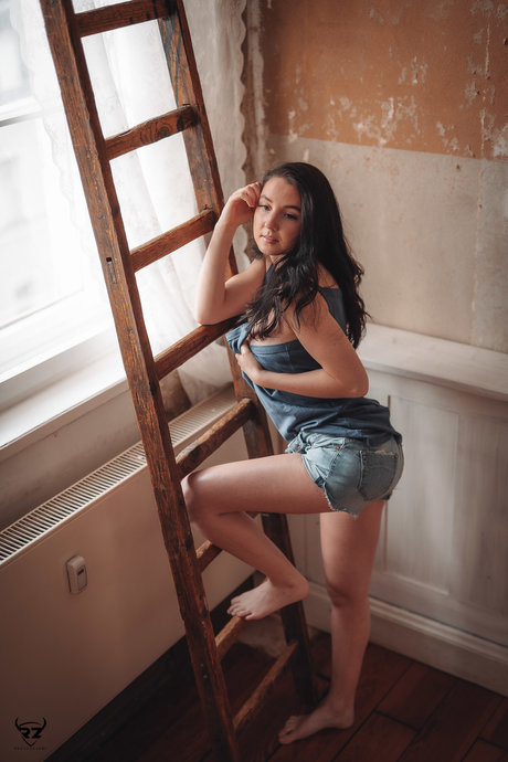 Laurine star nudes photos