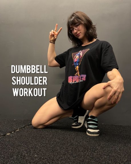 Lean Beef Patty beautiful model image