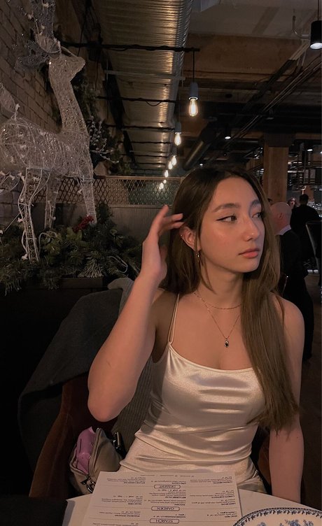 Sabrina Pezeshkian_ top star pics