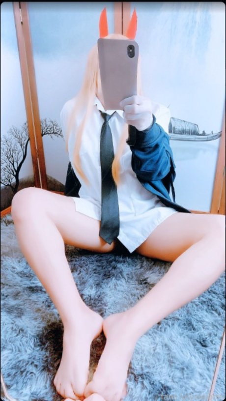 Yaxie Lotte star hot images