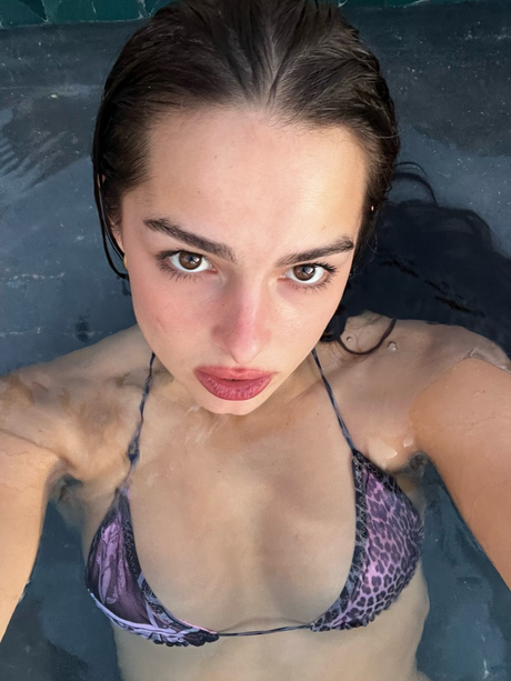 Addison Rae star nice pics