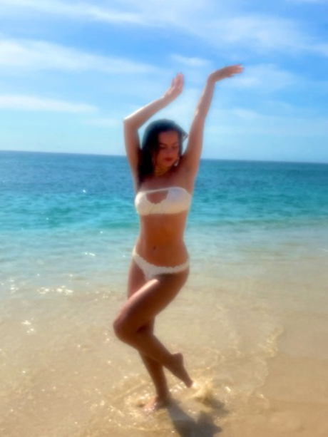 Addison Rae model hd image