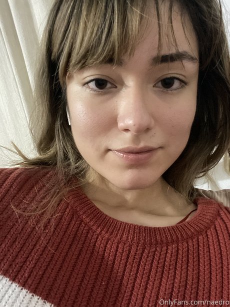 Dronae Naedro model sex gallery