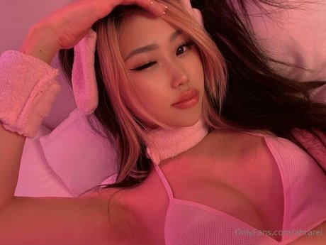 AHRA REI hd actress image