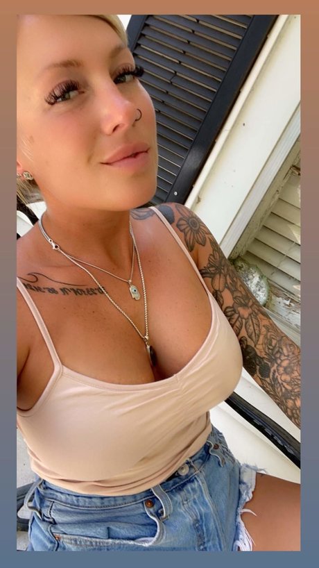 Brittany Tareco free model images