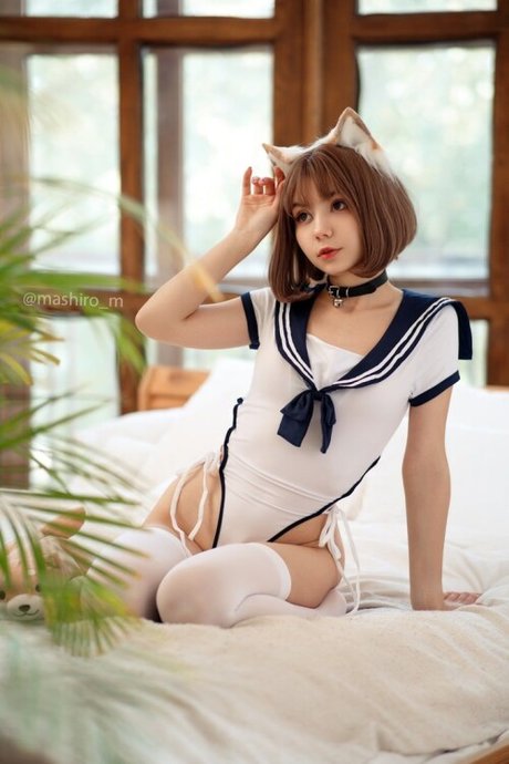 Mashiro model beautiful pictures