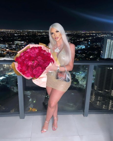 Mkbeellaa model pornographic pictures