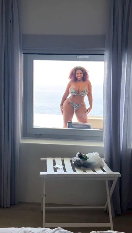 Shadee Monique exclusive actress archive