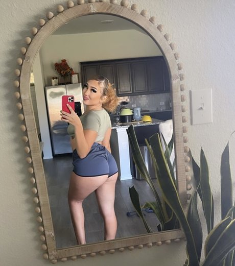 Yasmeen Nicole_ high quality pornstar pic