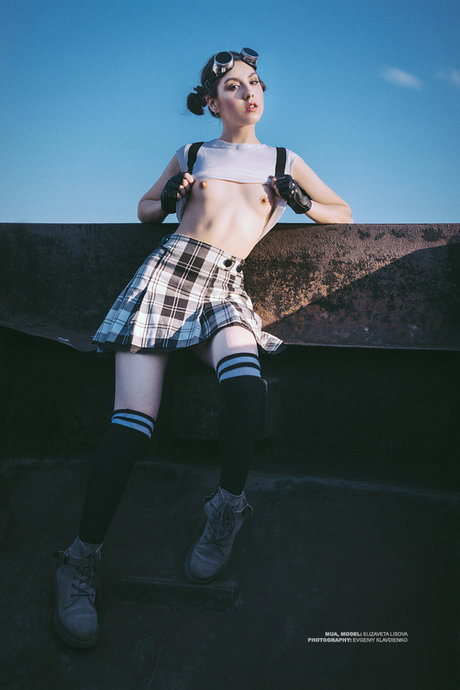 Elis naked star pictures