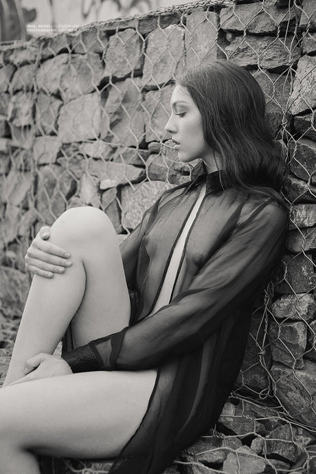 Elis nude model archive