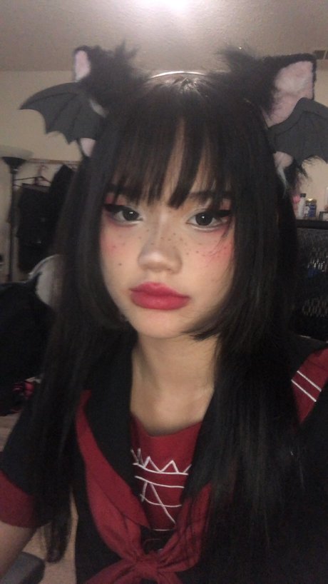 Nyachty high quality actress pics