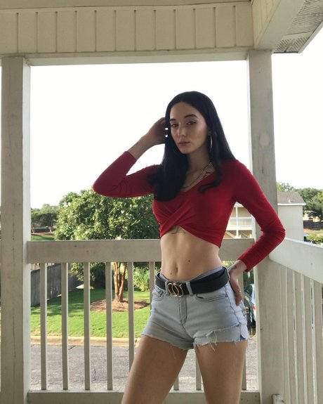 Queen etimy Profile pic