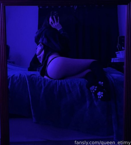 Queen etimy model perfect image