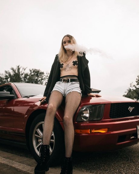 Queen etimy top pornstar image