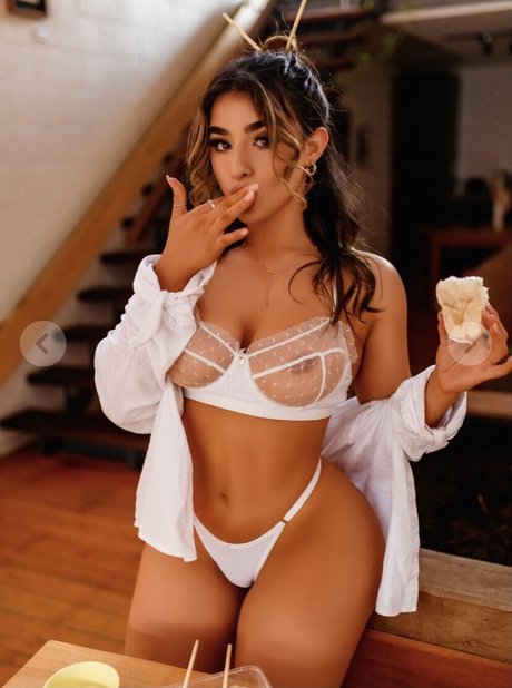 Sarah Compston pornstar nudes pic