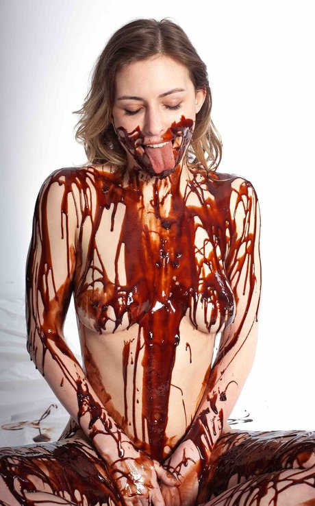 Karina Pennett top model photo