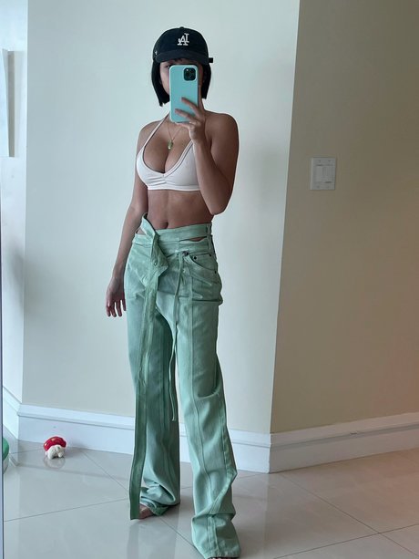 Alyssa Silos hot star images