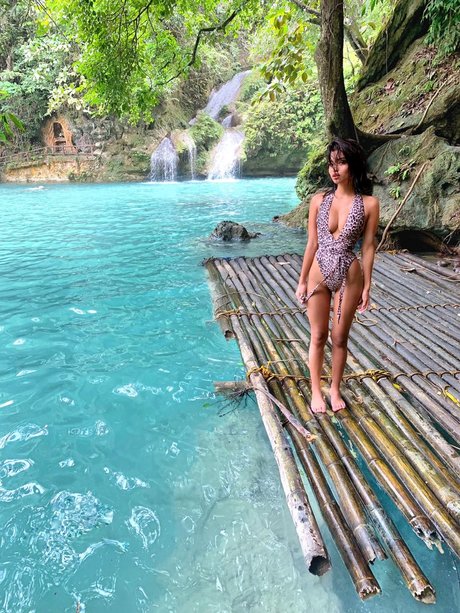 Alyssa Silos naked model photo