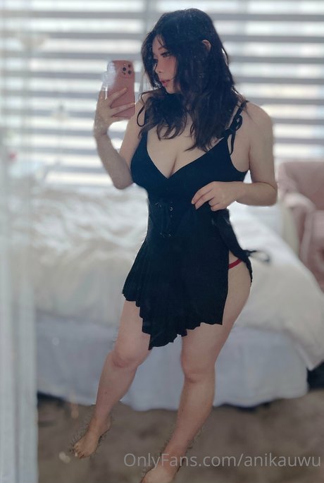 Anikauwu erotic pornstar image