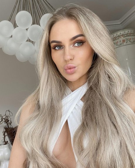 Anna Nystroem pornstar art pics