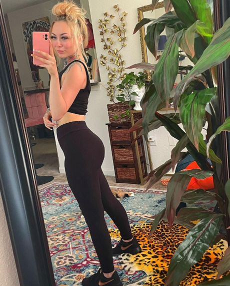 Elyse Summer hot actress archive