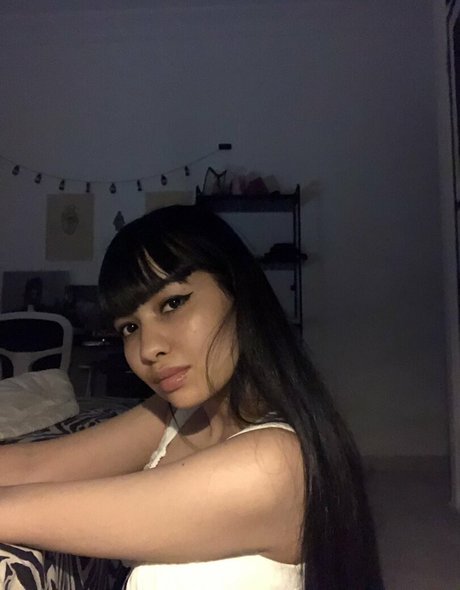 naomieve high quality model archive