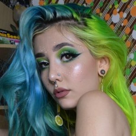 Honeypixie star naked image