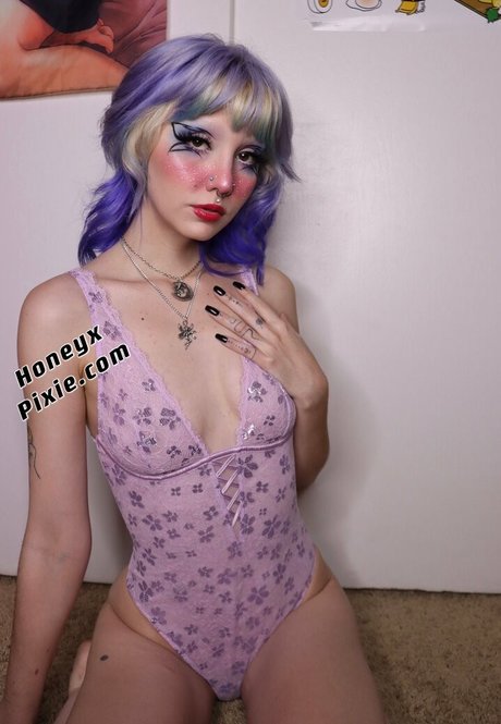 Honeypixie pornstar photos