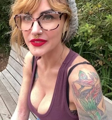 shemale gangbang onlyfans nudes photos