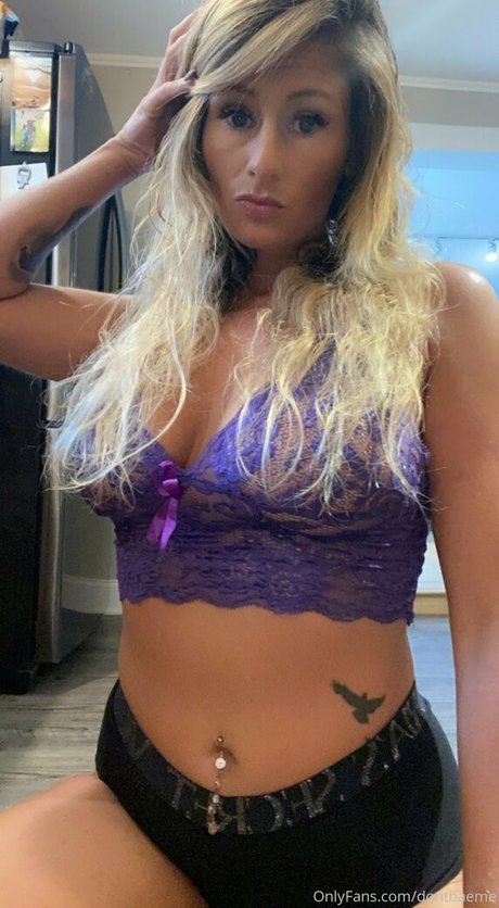 dontbaeme sexy pornstar photos