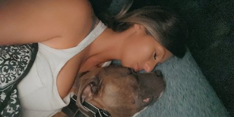 dontbaeme pornographic model photo