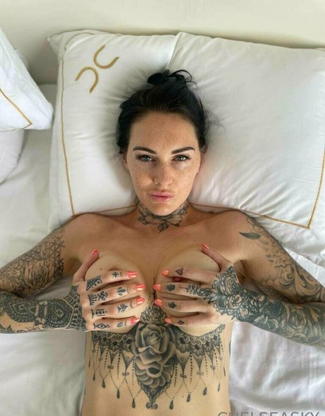 Chelseasky erotic star picture