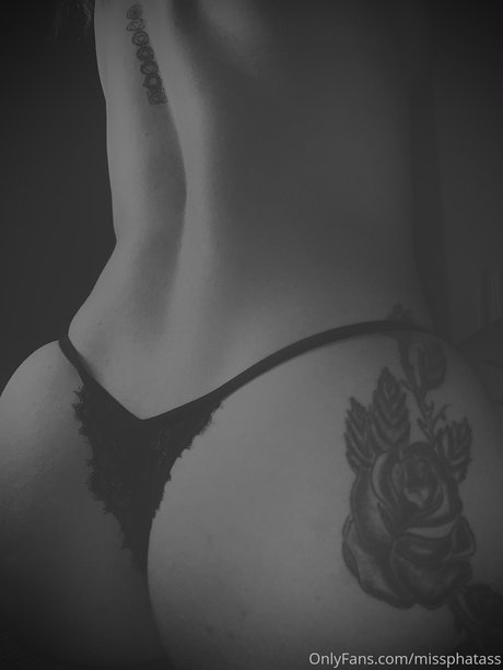 Missphatass model erotic pictures