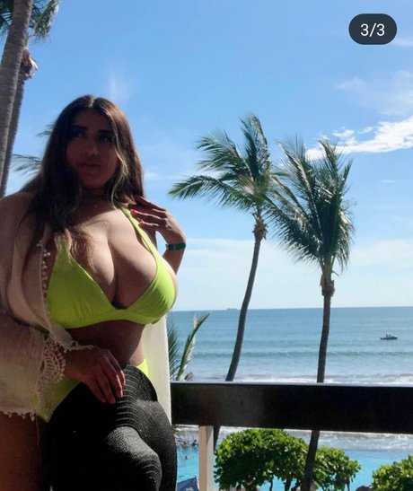 chicks onlyfans best galleries