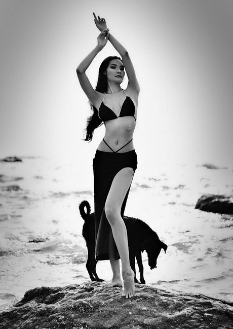 Ploytiger erotic actress images