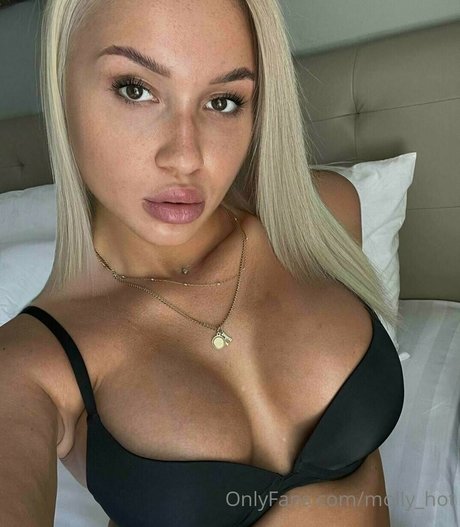 molly hot art model archive