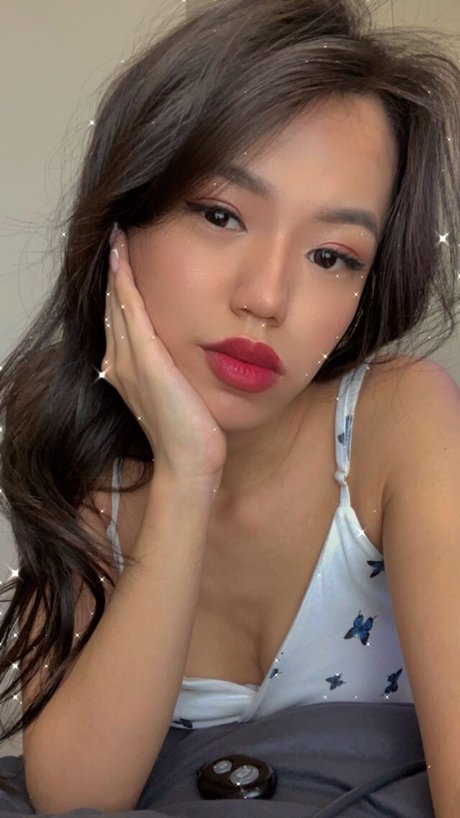 missluna nude actress images