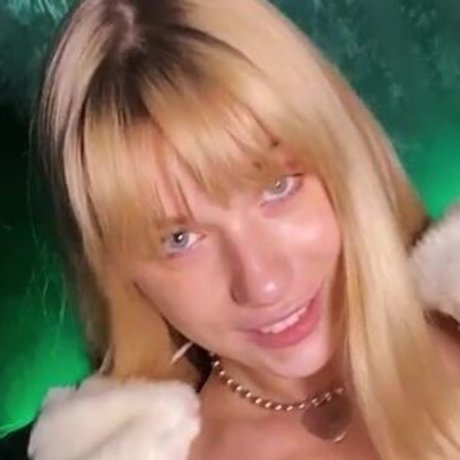 candyflip 22 pornstar pretty img