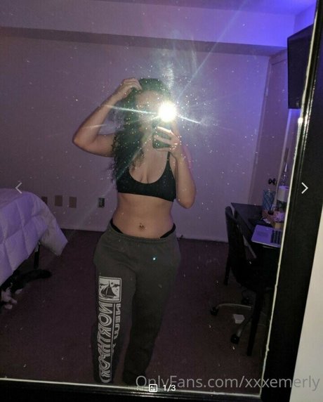 xEmerly free model archive