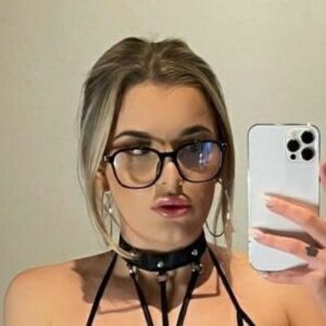 ausariana model high quality gallery