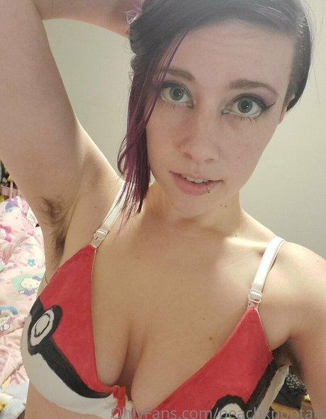 PeachxPoptart sex model photo