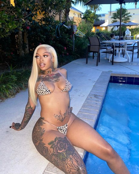 dejrg22 star hot image