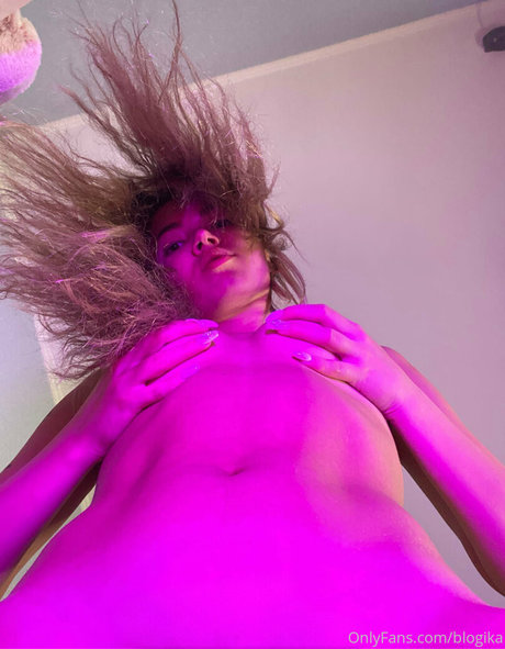 Blogika beautiful actress gallery