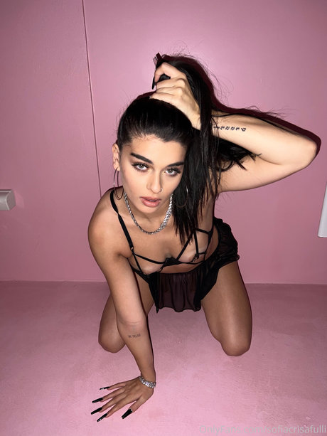 Sofia Crisafulli pornstar hot img
