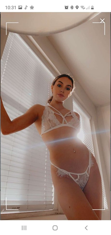 Stella Rae model hot picture