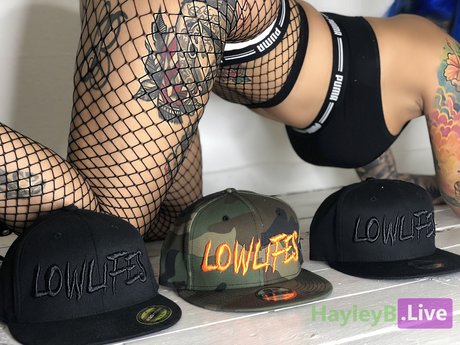 flat chested onlyfans art nude gallery