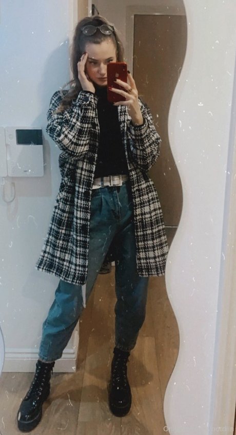 Notdiin model pretty gallery