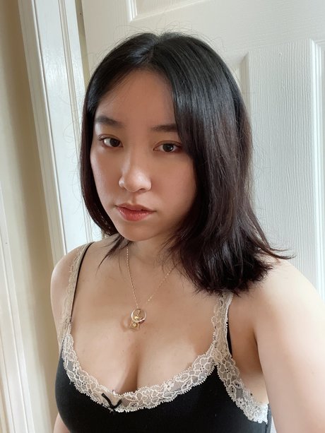 creamclan adult model image