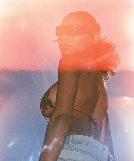 KVLCV porn star galleries